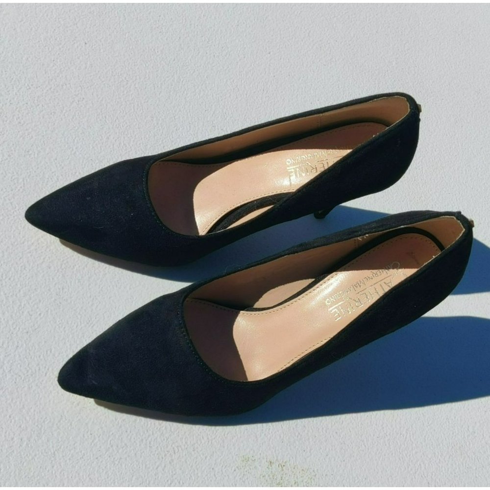 Catherine Malandrino Size 8 Black Suede Stiletto Heels 4" Pumps Gold Detail